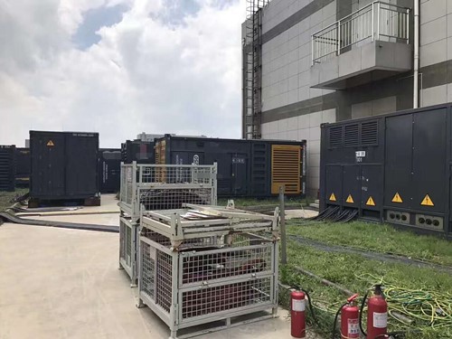 积石山除了定期检查，还有哪些方法可以及时发现接触式转速表探头的磨损？